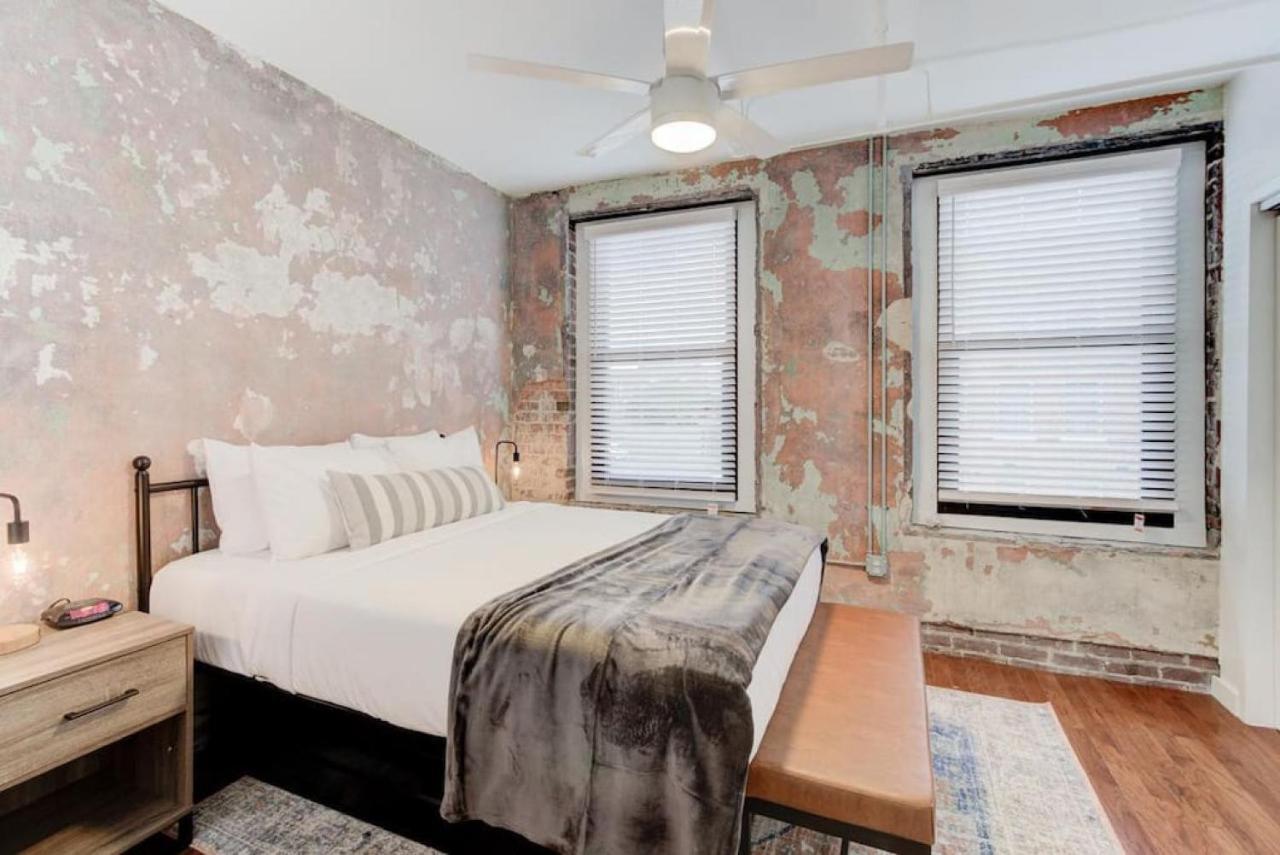 Historic Apartment In Prime Location Мемфис Экстерьер фото