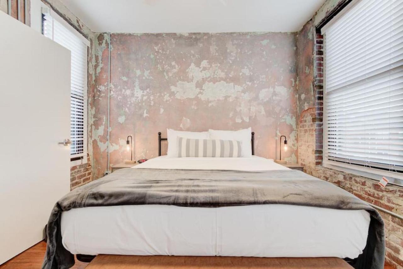 Historic Apartment In Prime Location Мемфис Экстерьер фото